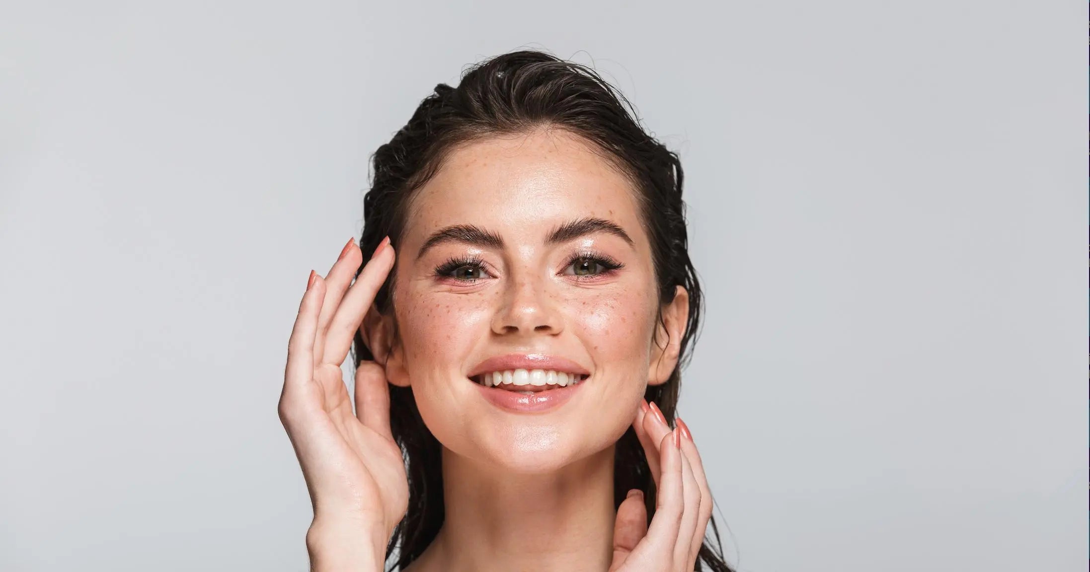 Nawilżenie skóry - 5 najlepszych składników w suplementacji i pielęgnacji